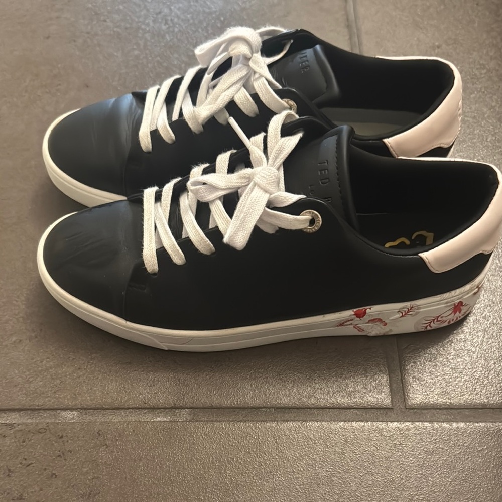 Black and White Sneakers with Floral Detail